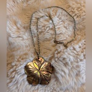 Iridescent Flower Pendant Necklace